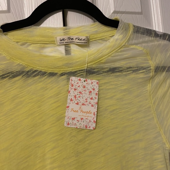 NWT Free People Women's Night Sky Short Sleeve T Shirt - Picture 4 of 4